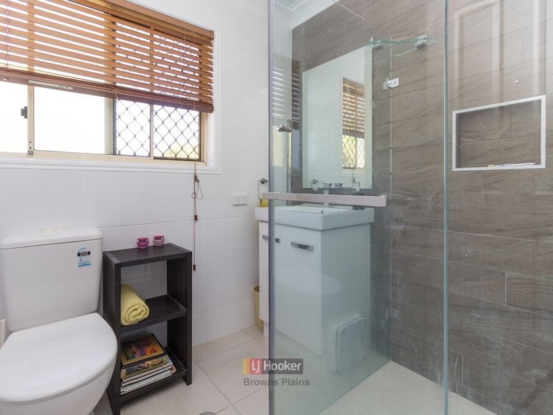 111-113 Thylungra Road, Park Ridge South QLD 4125