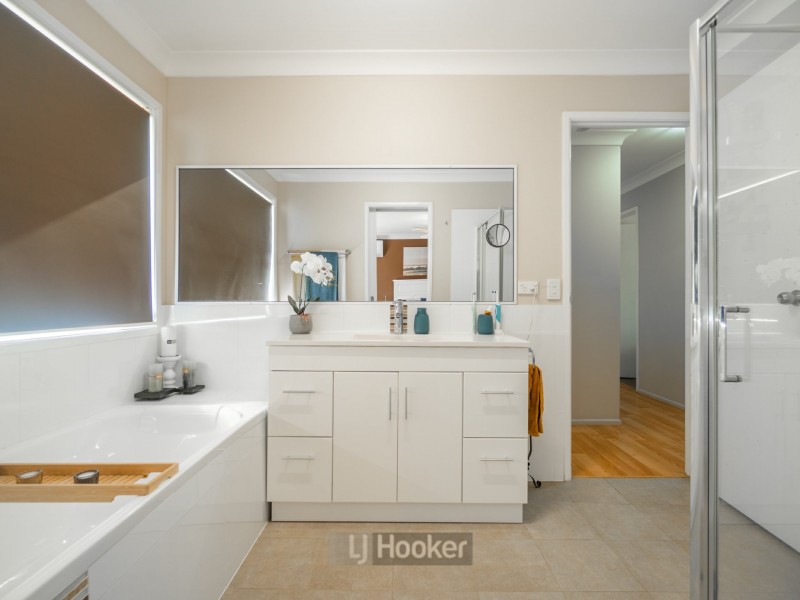 5 Carex Court, Crestmead QLD 4132