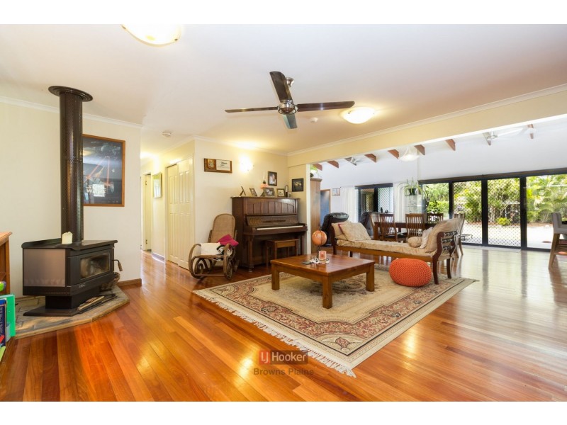 50 Emerald Street, Marsden QLD 4132