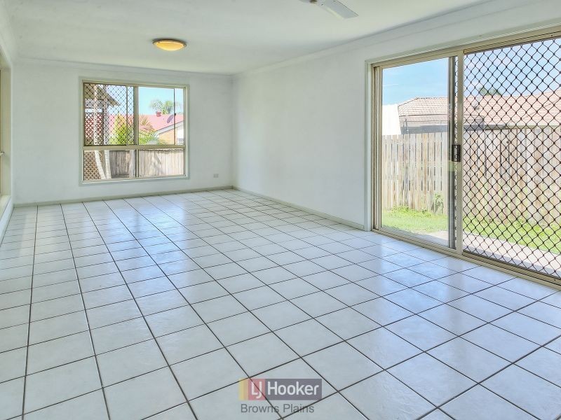 10 McKenzie Court, Crestmead QLD 4132