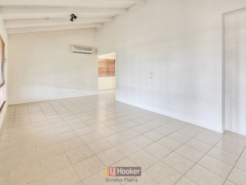 33 First Avenue, Marsden QLD 4132