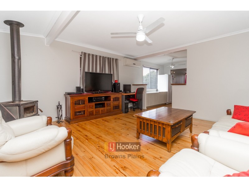27 St Johns Way, Boronia Heights QLD 4124