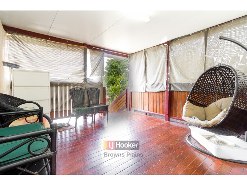 27 St Johns Way, Boronia Heights QLD 4124