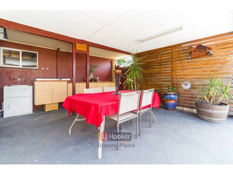 27 St Johns Way, Boronia Heights QLD 4124