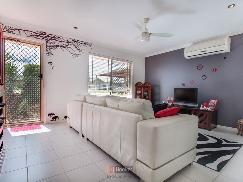 9/7 Billabong Drive, Crestmead QLD 4132