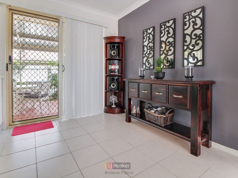 9/7 Billabong Drive, Crestmead QLD 4132