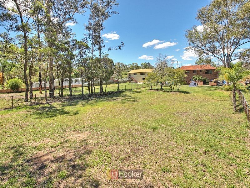 8 Tamarind Street, Marsden QLD 4132