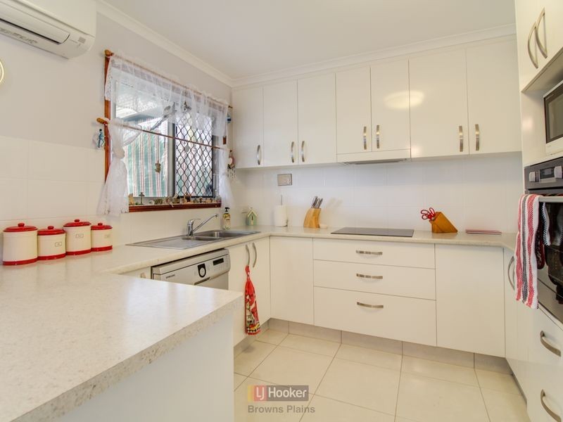 19 Blackbutt Street, Crestmead QLD 4132