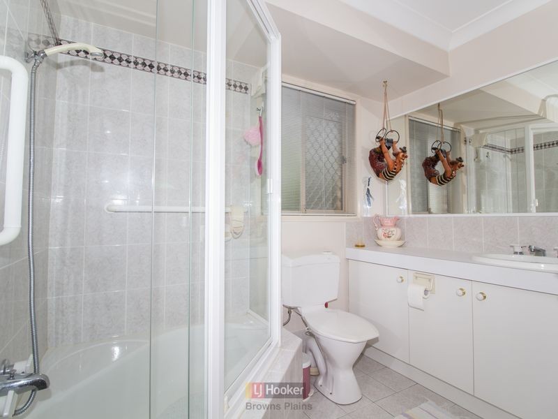 7-15 Saxby Court, Park Ridge South QLD 4125