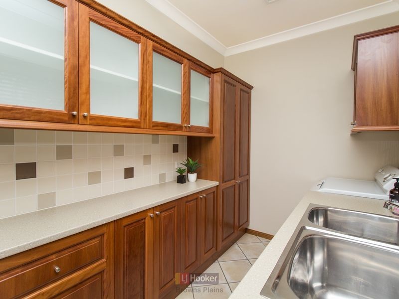 13-15 Durham Court, Park Ridge South QLD 4125