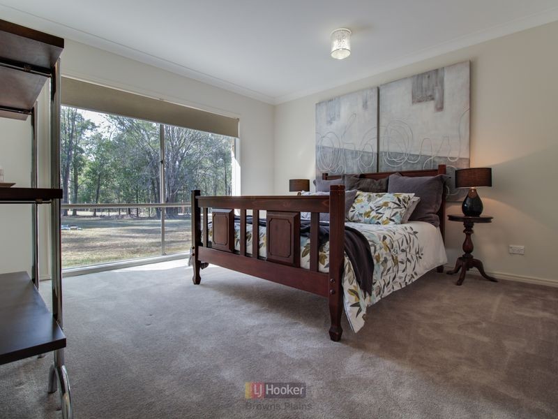 31 Carbeen Road, Park Ridge South QLD 4125