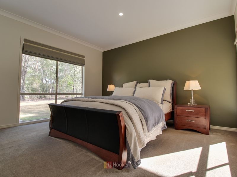 31 Carbeen Road, Park Ridge South QLD 4125