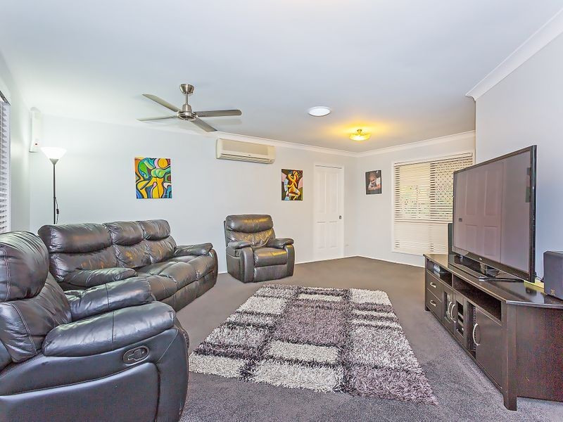8 Wade Court, Boronia Heights QLD 4124