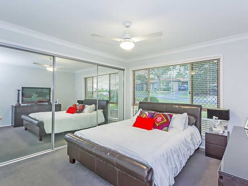 8 Wade Court, Boronia Heights QLD 4124