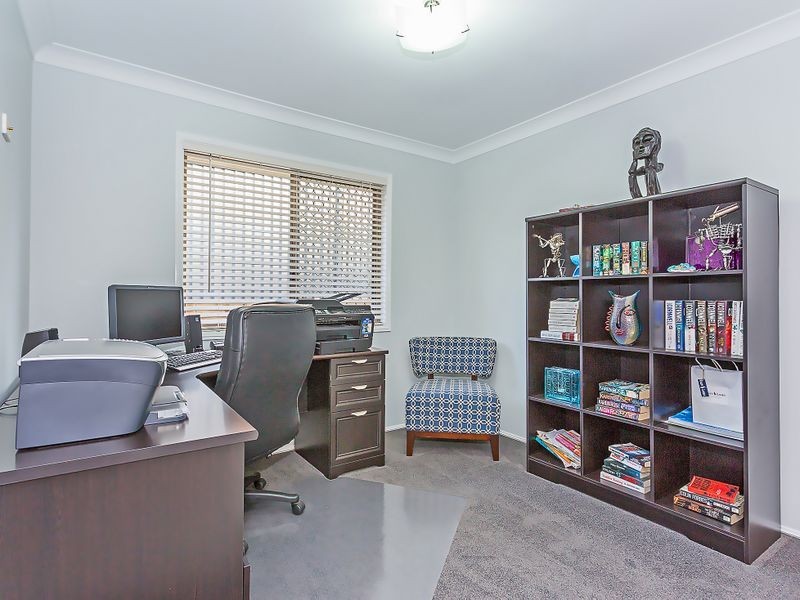 8 Wade Court, Boronia Heights QLD 4124