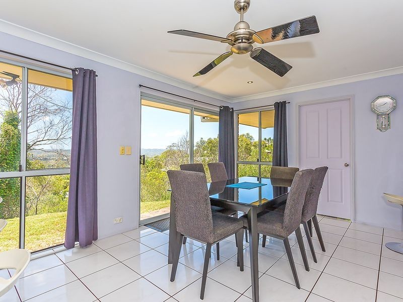 2 Hillside Crescent, Edens Landing QLD 4207