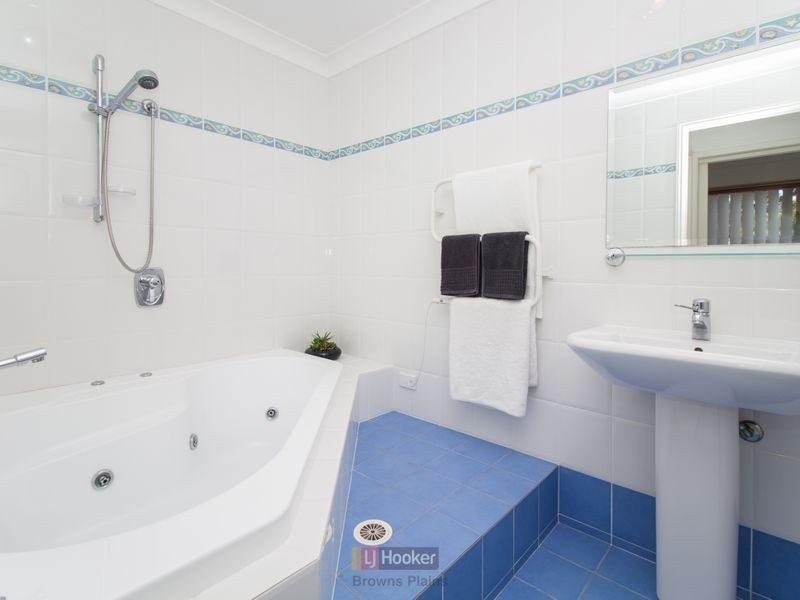 9-21 Mackunda Court, Park Ridge South QLD 4125