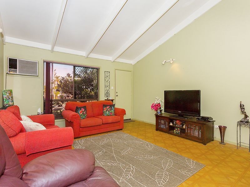 49 Trulson Drive, Crestmead QLD 4132