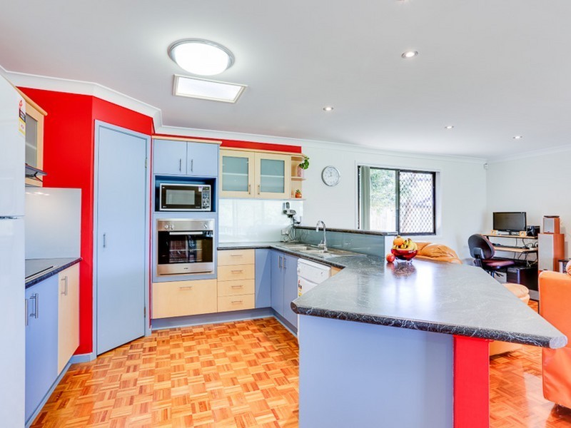 12 Calliandra Place, Calamvale QLD 4116