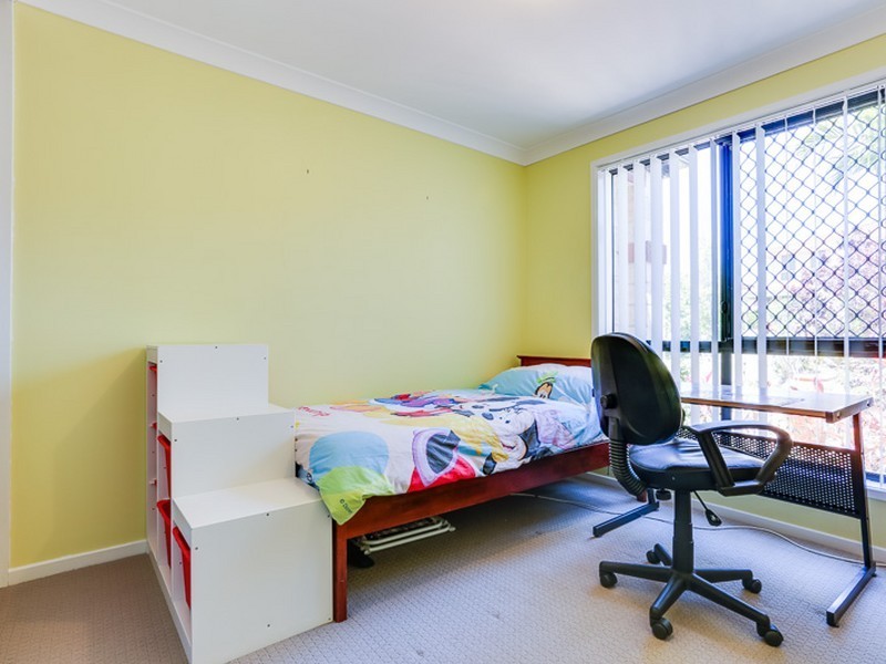 12 Calliandra Place, Calamvale QLD 4116