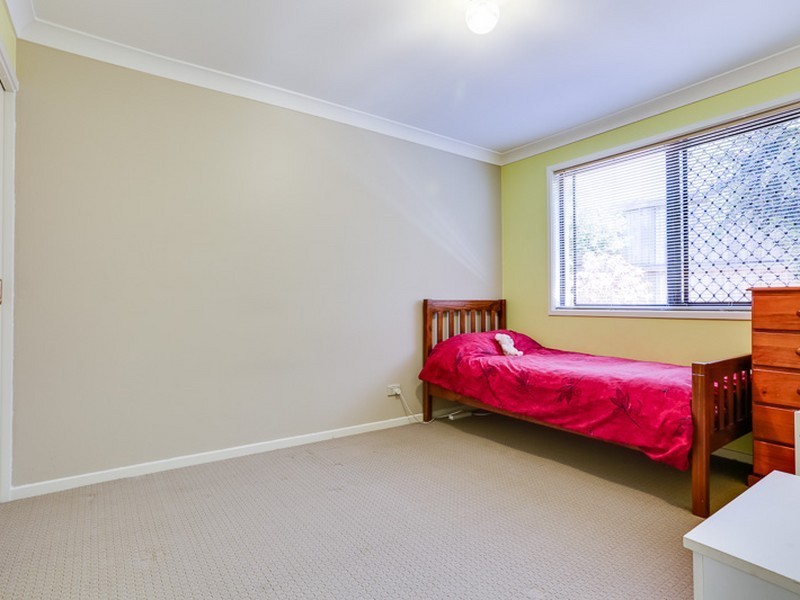 12 Calliandra Place, Calamvale QLD 4116