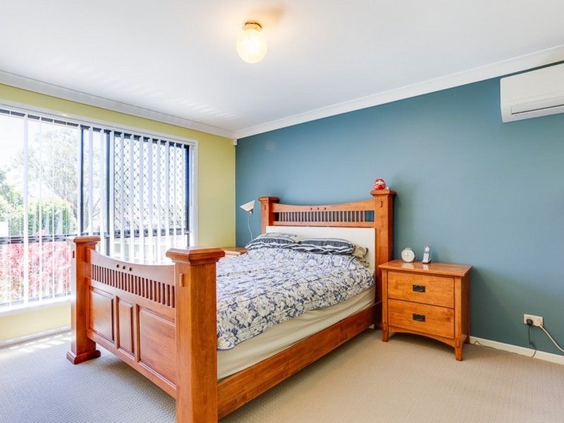 12 Calliandra Place, Calamvale QLD 4116