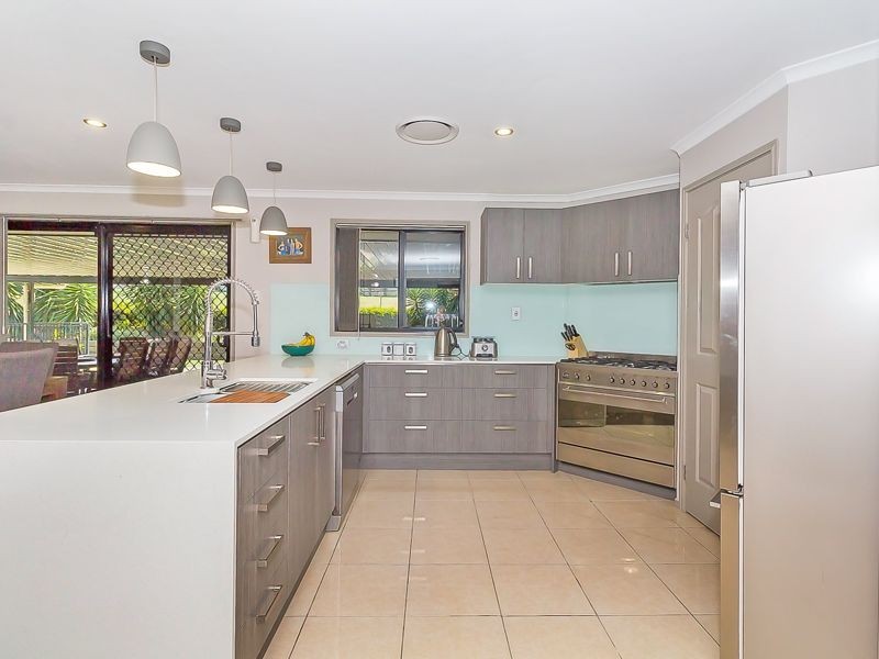 7-11 Christopher Place, Jimboomba QLD 4280