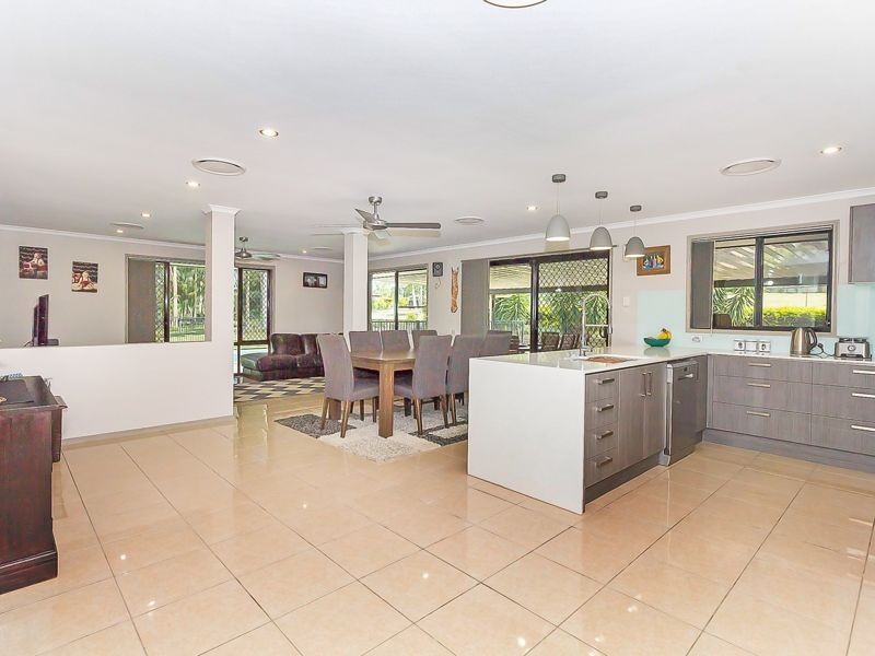 7-11 Christopher Place, Jimboomba QLD 4280