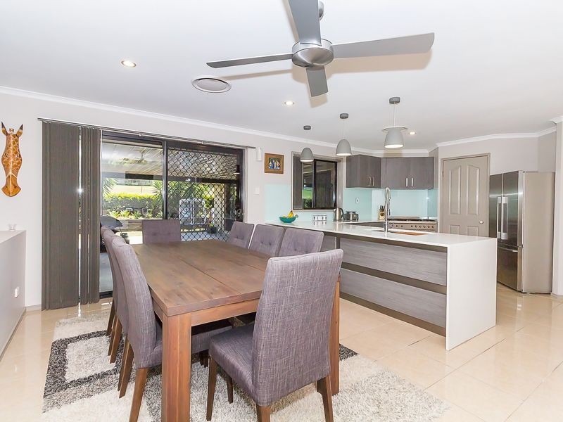 7-11 Christopher Place, Jimboomba QLD 4280