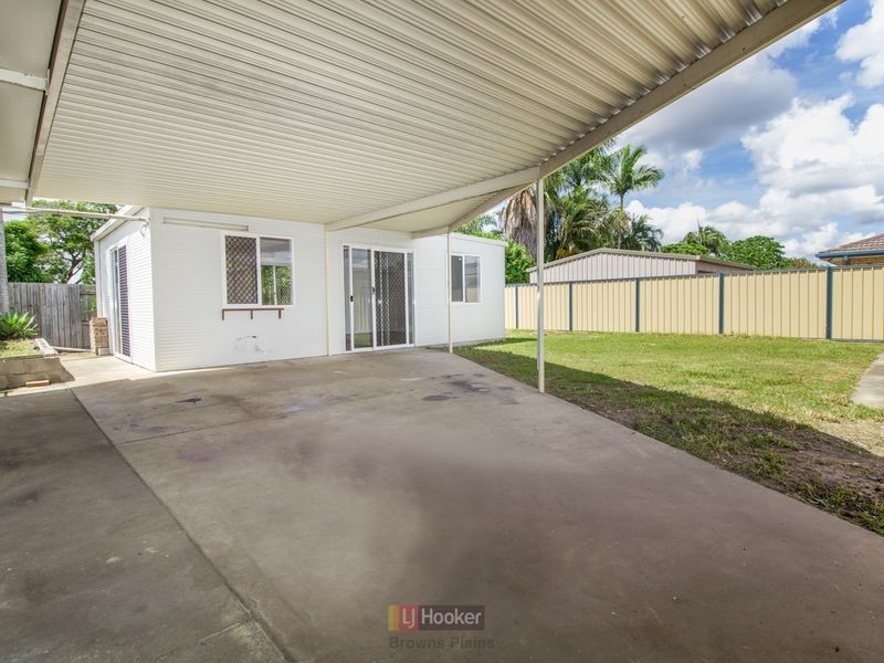 12 Sweetgum Street, Hillcrest QLD 4118