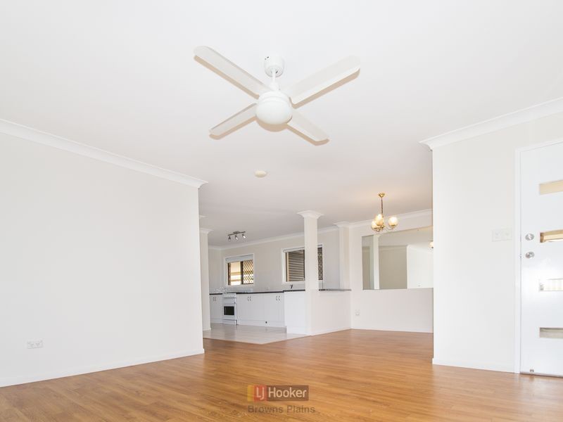 12 Sweetgum Street, Hillcrest QLD 4118