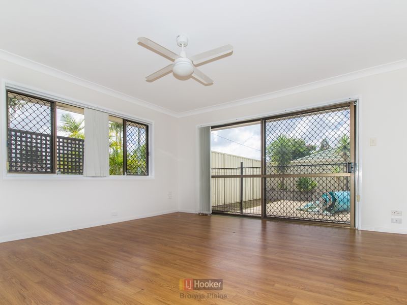 12 Sweetgum Street, Hillcrest QLD 4118