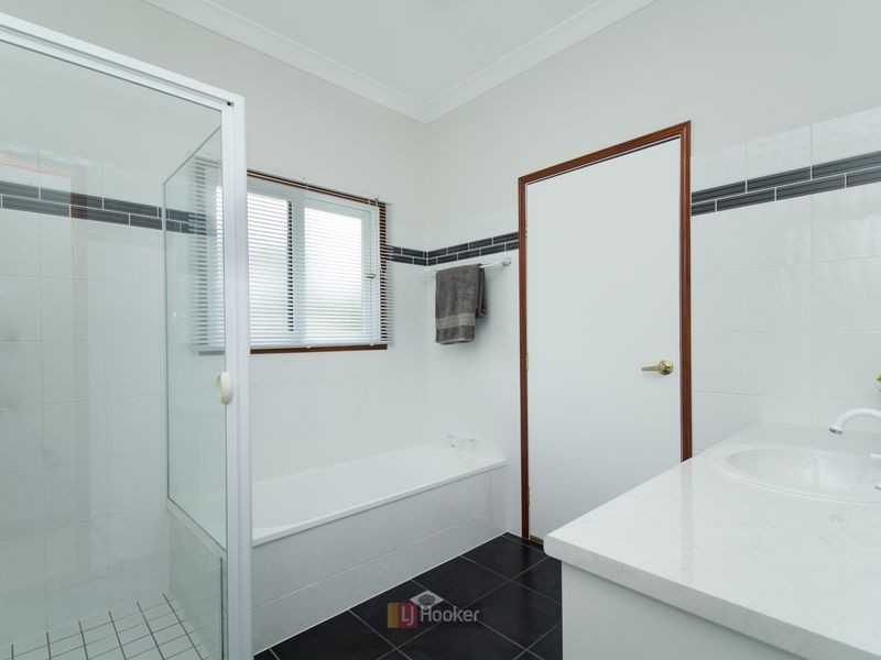 18-20 Tigercat Court, Greenbank QLD 4124