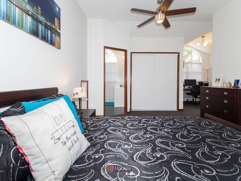 18-20 Tigercat Court, Greenbank QLD 4124