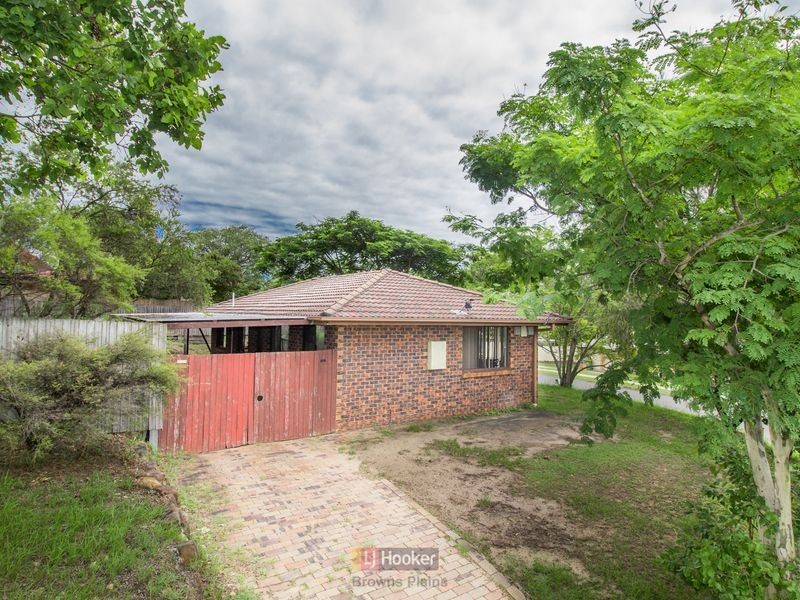 62 Radiata Street, Hillcrest QLD 4118