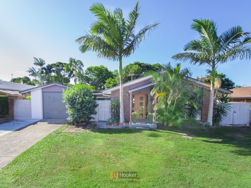 22 Conifer Street, Hillcrest QLD 4118