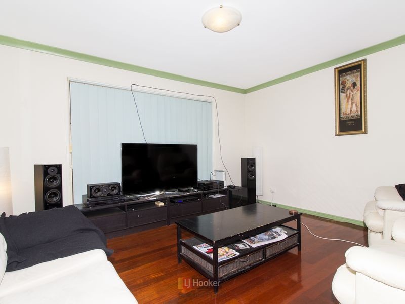 11 Montana Place, Calamvale QLD 4116