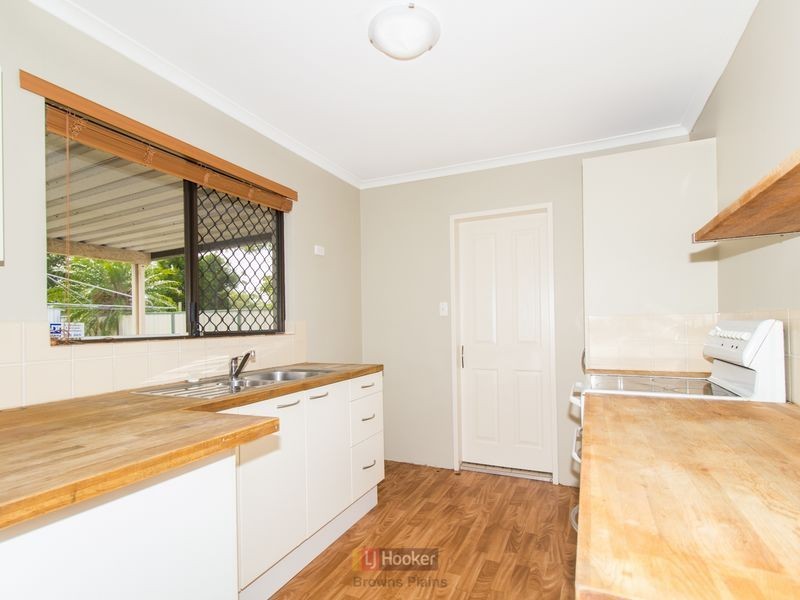 9 Brushbox Street, Crestmead QLD 4132