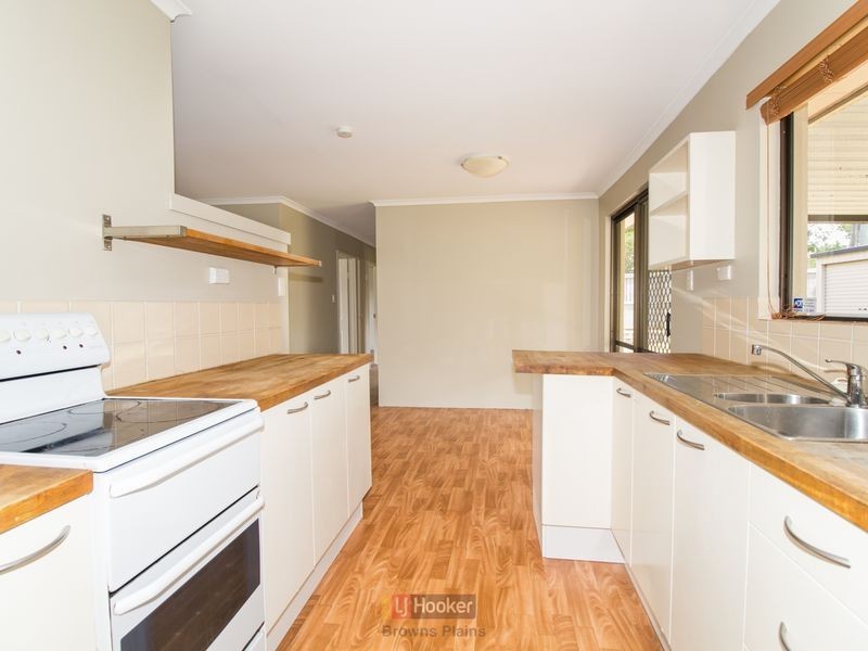 9 Brushbox Street, Crestmead QLD 4132