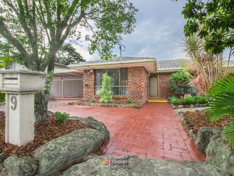 9 Langham Street, Hillcrest QLD 4118