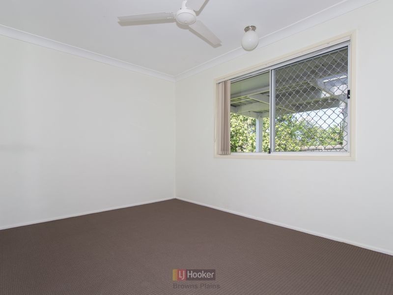 50 Peverell Street, Hillcrest QLD 4118