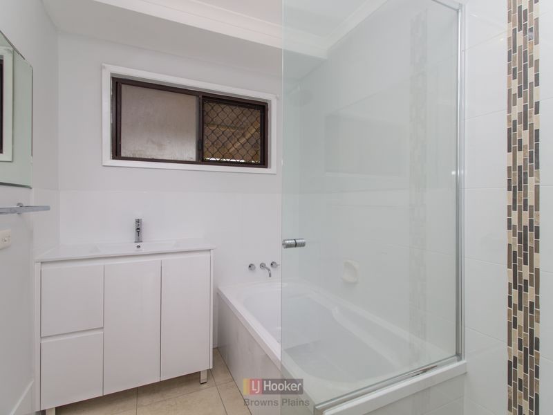 4 Kerria Street, Crestmead QLD 4132