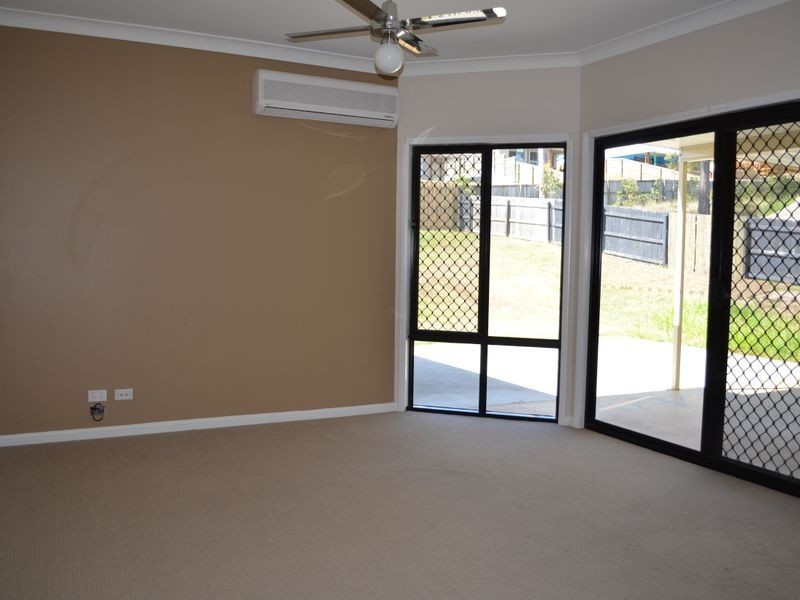 15C Wollumbin Crescent, Waterford West QLD 4133