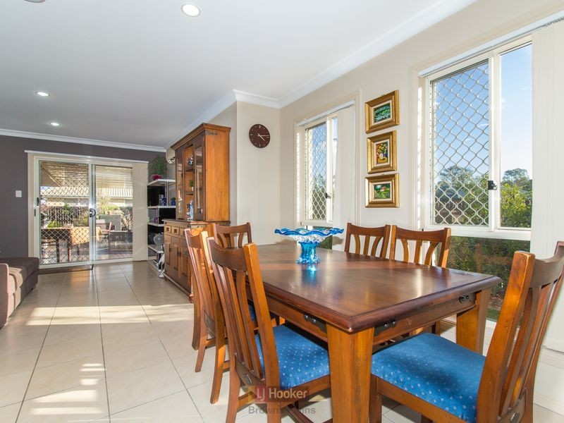 1 Lake Cooloola Court, Logan Reserve QLD 4133