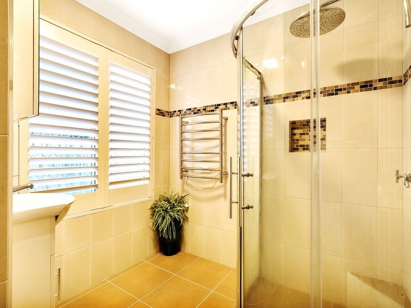 9 Pinedale Crescent, Parkinson QLD 4115