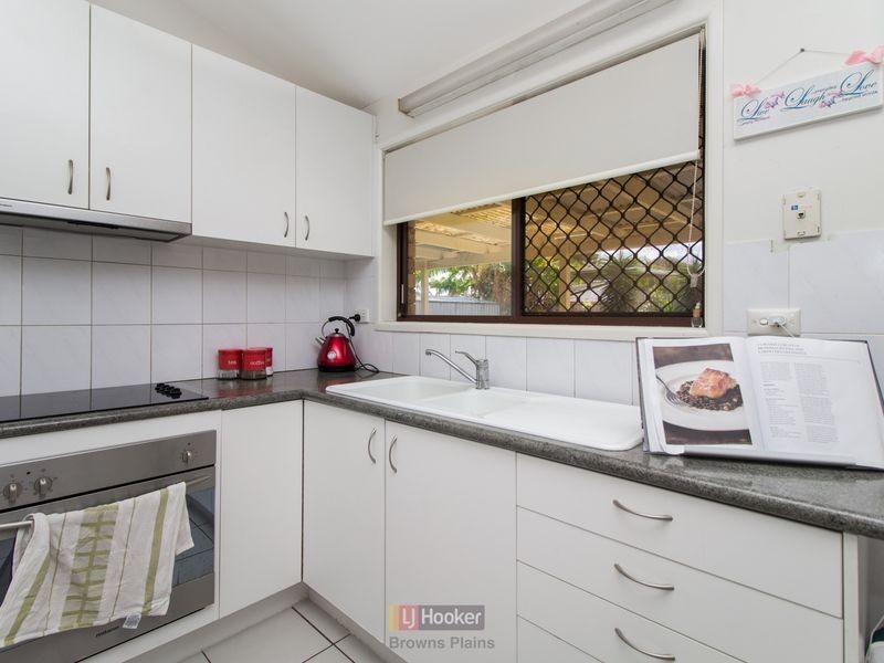 18 Bayswater Street, Mount Warren Park QLD 4207