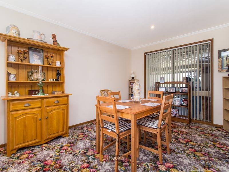11 Barry Street, Boronia Heights QLD 4124