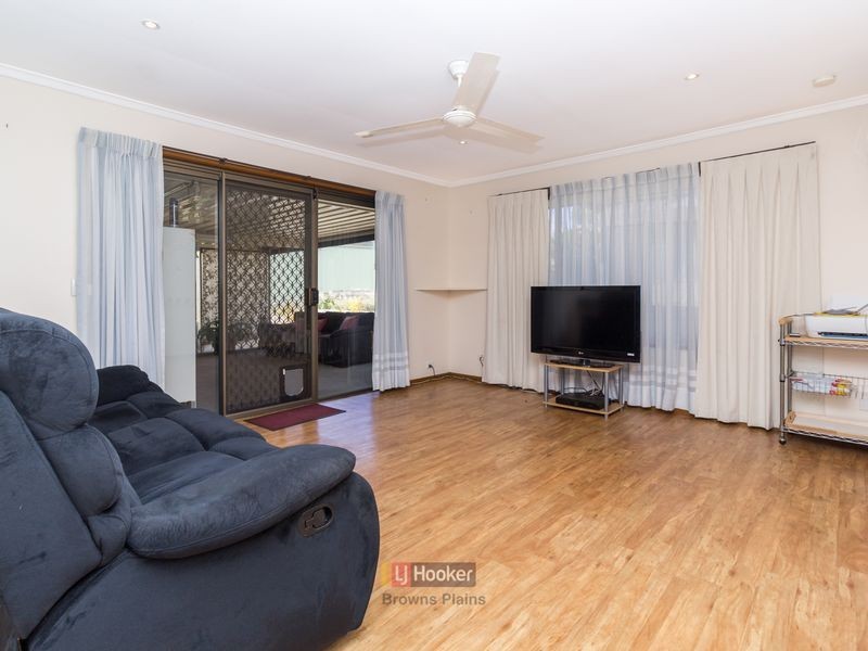 11 Barry Street, Boronia Heights QLD 4124