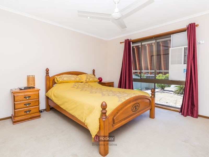 11 Barry Street, Boronia Heights QLD 4124