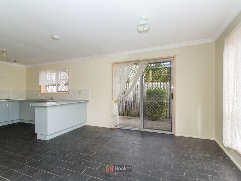 2 Wivenhoe Court, Marsden QLD 4132